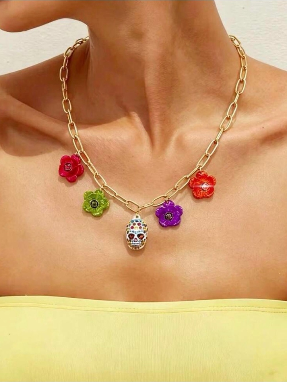 NWT ⚜️💖⚜️ Betsey Johnson Halloween Sugar Skull and Flowers Necklace - Picture 4 of 12